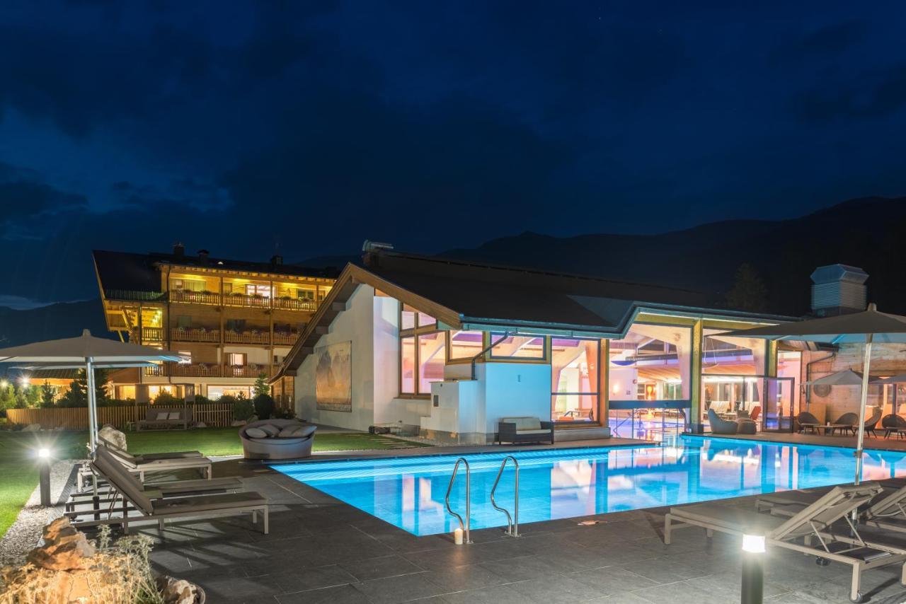 Hotel Bad Moos Dependance "Muehlenhof" Sexten Esterno foto