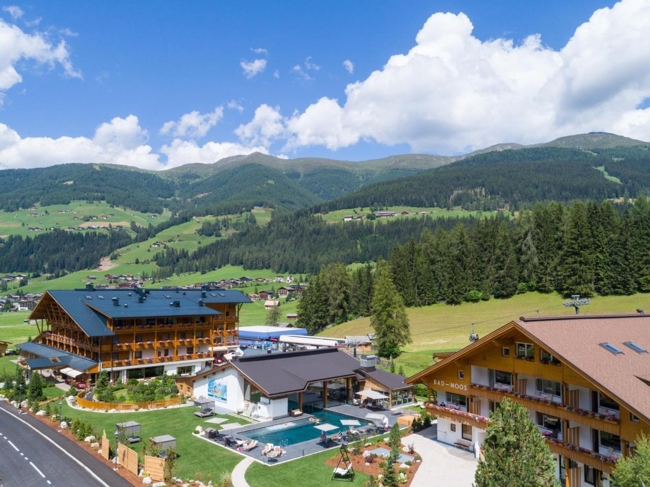 Hotel Bad Moos Dependance "Muehlenhof" Sexten Esterno foto